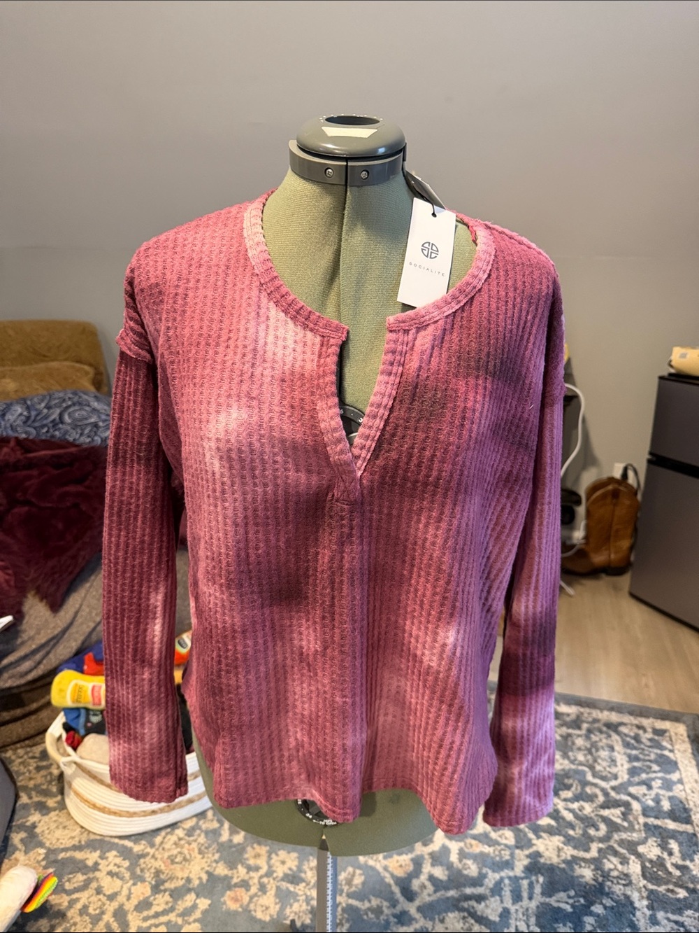 Socialite Washed Rose Waffle-Knit Scoop Pullover